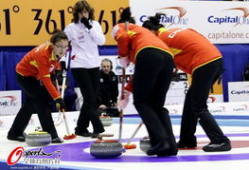 冰壶比赛视频,策略对决，力与美的完美演绎