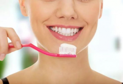 刷牙正确方法视频,守护口腔健康